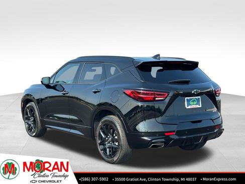 Certified 2024 Chevrolet Blazer RS w/ Driver Confidence II Package AWD/4WD image 3