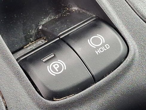 Certified 2025 Toyota Corolla Cross AWD Hybrid image 24