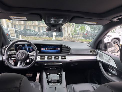 Used 2025 Mercedes-Benz GLE 53 AMG 4MATIC image 29