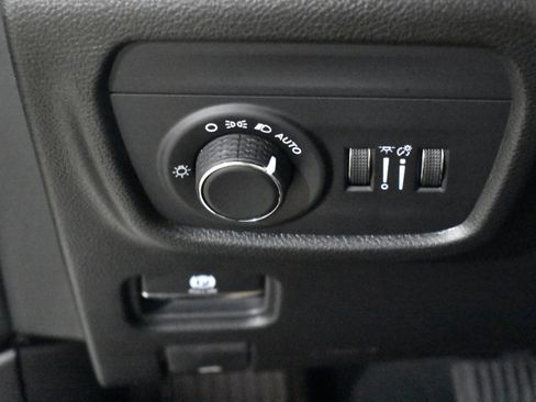 New 2025 Jeep Grand Cherokee Laredo X image 19