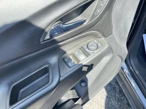 Certified 2023 Chevrolet Equinox LT FWD image 22