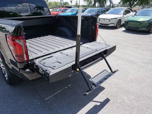 Used 2024 Ford F150 King Ranch AWD/4WD image 18