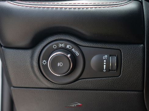 Used 2022 Dodge Durango R/T w/ Blacktop Package AWD/4WD image 41