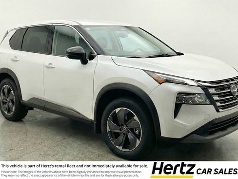 Used 2025 Nissan Rogue SV FWD image 1