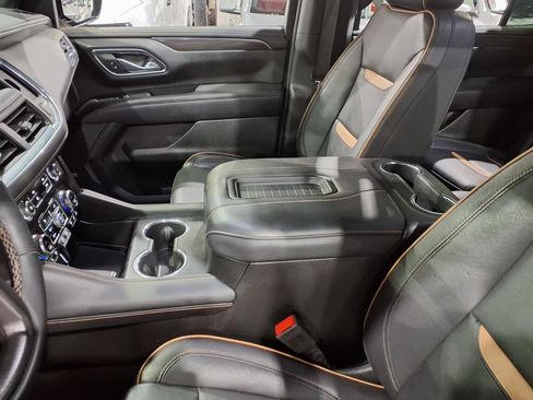 Used 2024 GMC Yukon AT4 AWD/4WD image 10
