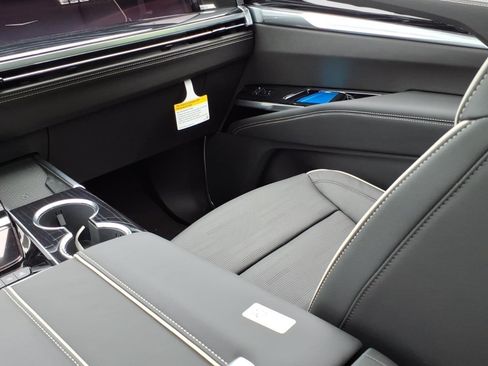 New 2026 Cadillac Escalade Sport w/ Touring Package AWD/4WD image 10