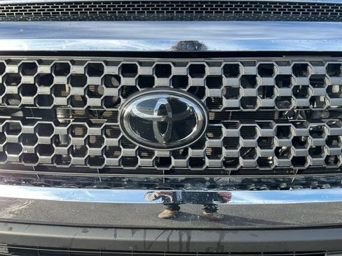 Used 2021 Toyota Tundra SR5 w/ TRD Off-Road Package image 18