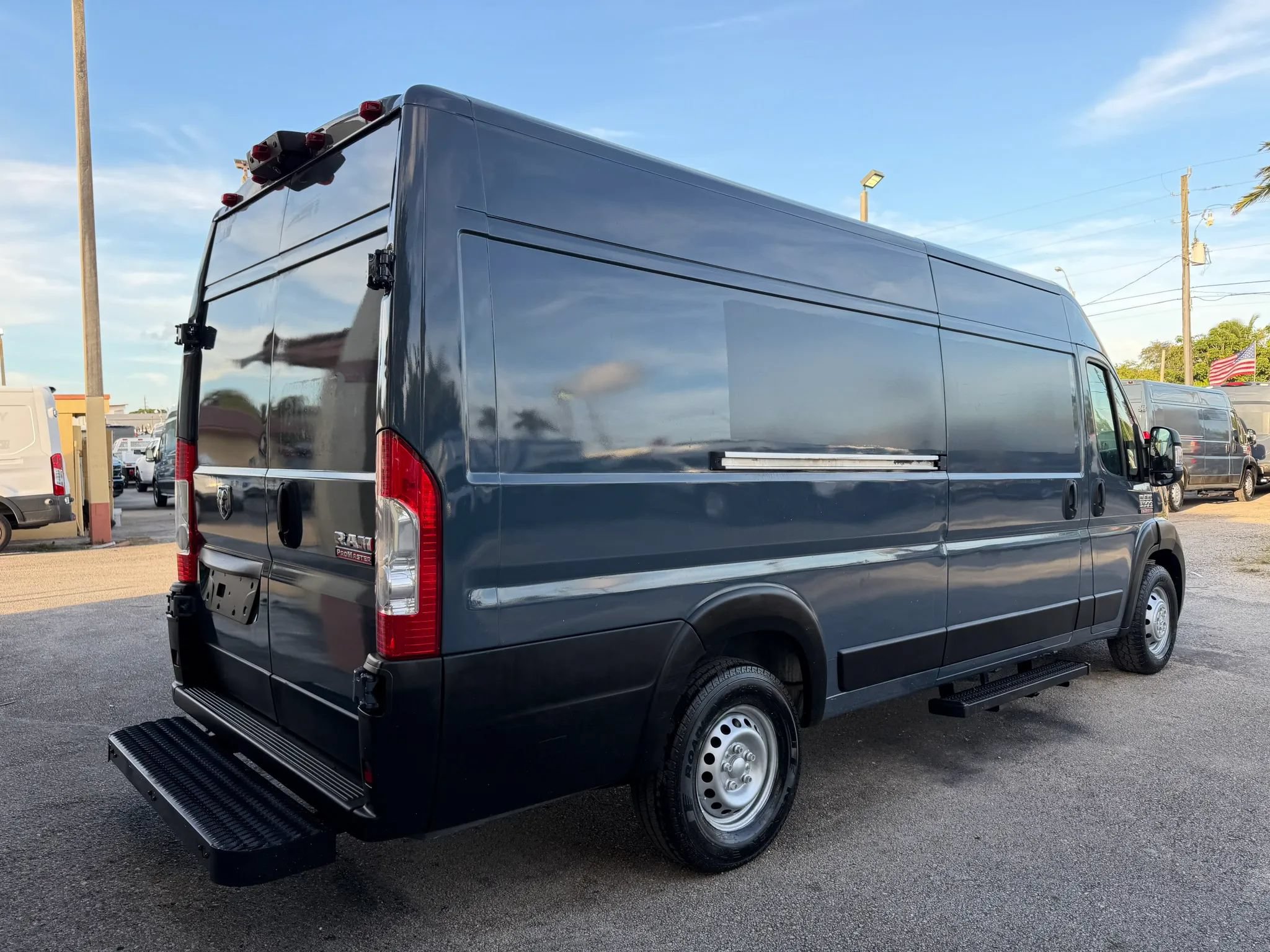 Used 2020 RAM ProMaster 3500 FWD image 5