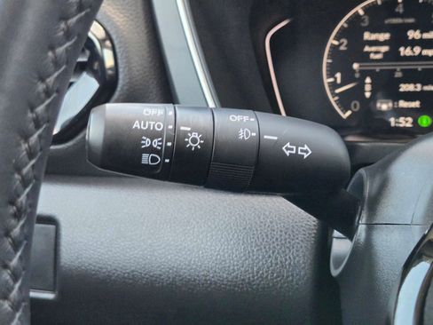 Certified 2024 Honda Pilot Touring image 26