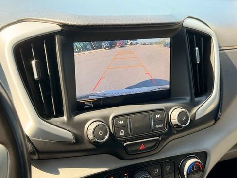Used 2021 GMC Terrain SLT FWD image 28