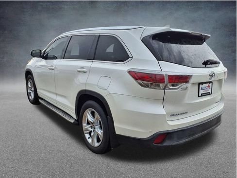 Used 2016 Toyota Highlander Limited w/ Driver Technology Package AWD/4WD image 10