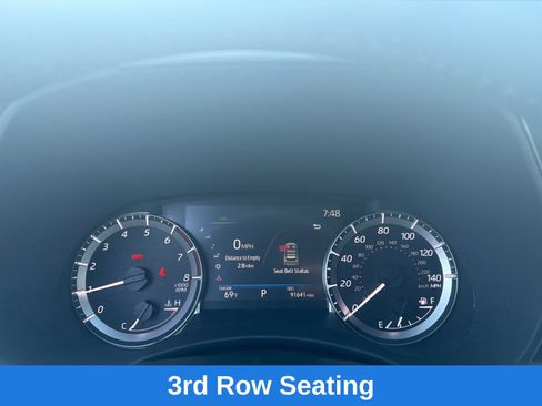 Used 2023 Toyota Highlander LE AWD/4WD image 14