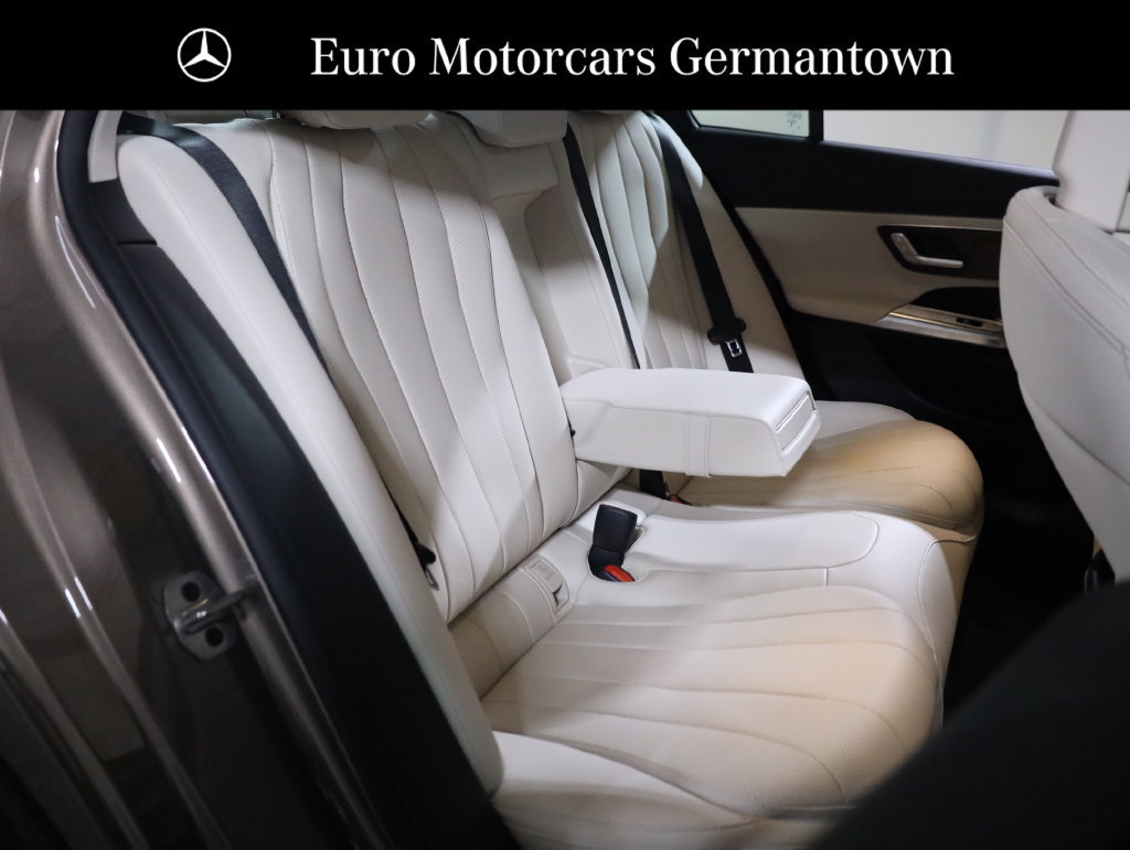 Used 2026 Mercedes-Benz E 350 4MATIC Sedan image 51