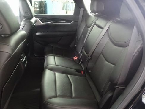 Used 2021 Cadillac XT5 Premium Luxury w/ LPO, Floor Liner Package image 20