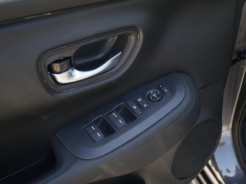 New 2027 Honda HR-V LX image 14