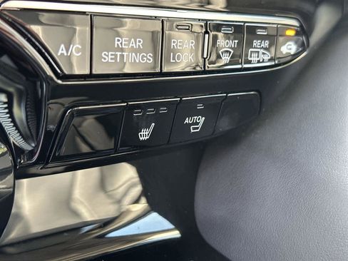 Used 2025 Acura MDX FWD w/ Technology Package image 26