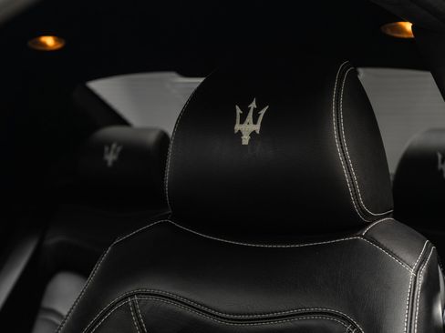 Used 2012 Maserati GranTurismo S image 26