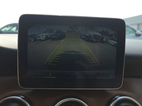Used 2019 Mercedes-Benz GLA 250 image 19