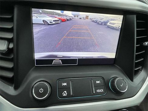 Certified 2020 GMC Acadia SLT image 18