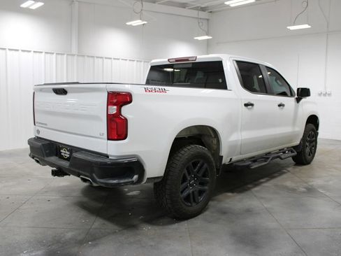 Used 2024 Chevrolet Silverado 1500 LT Trail Boss w/ Convenience Package II image 9