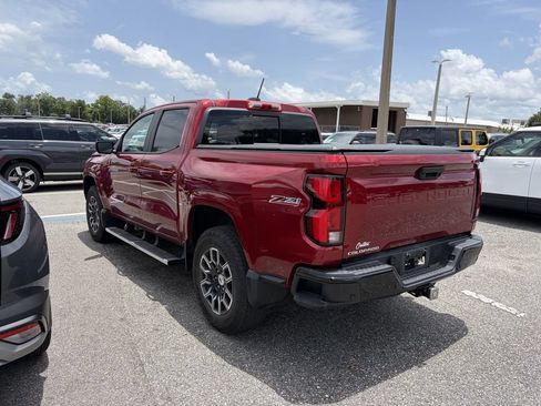 Used 2023 Chevrolet Colorado Z71 w/ Z71 Convenience Package 2 AWD/4WD image 5