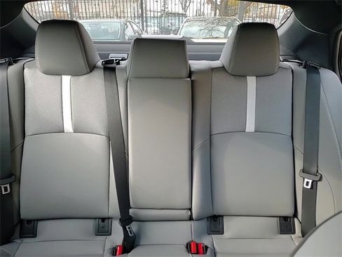 Used 2026 Toyota Camry SE image 22