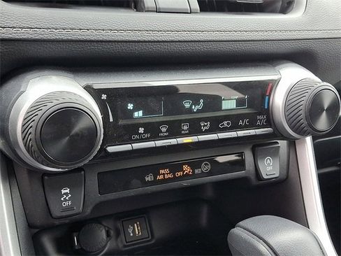 Used 2025 Toyota RAV4 LE image 15