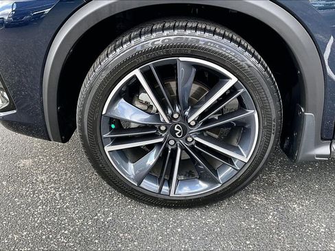 Certified 2025 INFINITI QX55 Luxe w/ Cargo Package image 13