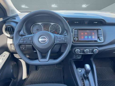 New 2025 Nissan Kicks Play S image 25