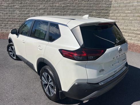 Used 2022 Nissan Rogue SV image 28