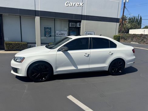 Used 2014 Volkswagen Jetta GLI Autobahn FWD image 7