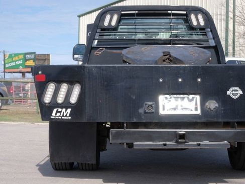 Used 2021 Ford F550 4x4 Crew Cab Super Duty w/ Power Equipment Group image 62