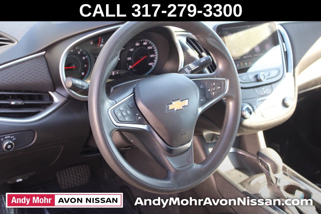 Used 2025 Chevrolet Malibu LT FWD image 16