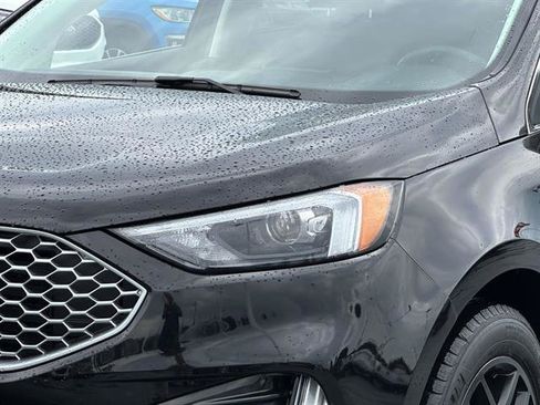Used 2023 Ford Edge SEL w/ Convenience Package AWD/4WD image 7