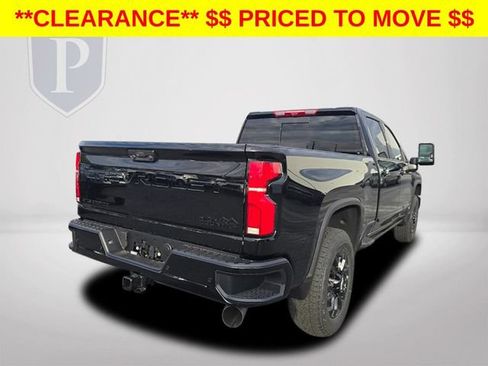 New 2026 Chevrolet Silverado 2500 High Country w/ High Country Premium Package AWD/4WD image 13