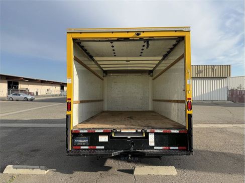 Used 2020 GMC Savana 3500 Extended w/ Driver Convenience Package image 17