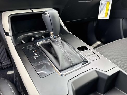 New 2026 MAZDA CX-5 Select AWD/4WD image 32