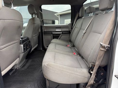 Used 2017 Ford F250 XLT w/ XLT Premium Package AWD/4WD image 35