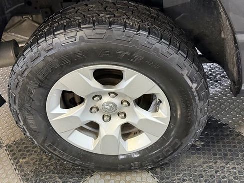 Used 2020 RAM 1500 4x4 Quad Cab image 17