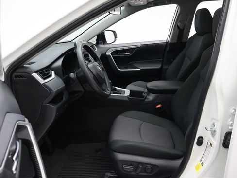 Certified 2025 Toyota RAV4 XLE image 14