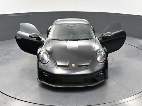 New 2026 Porsche 911 GT3 image 37
