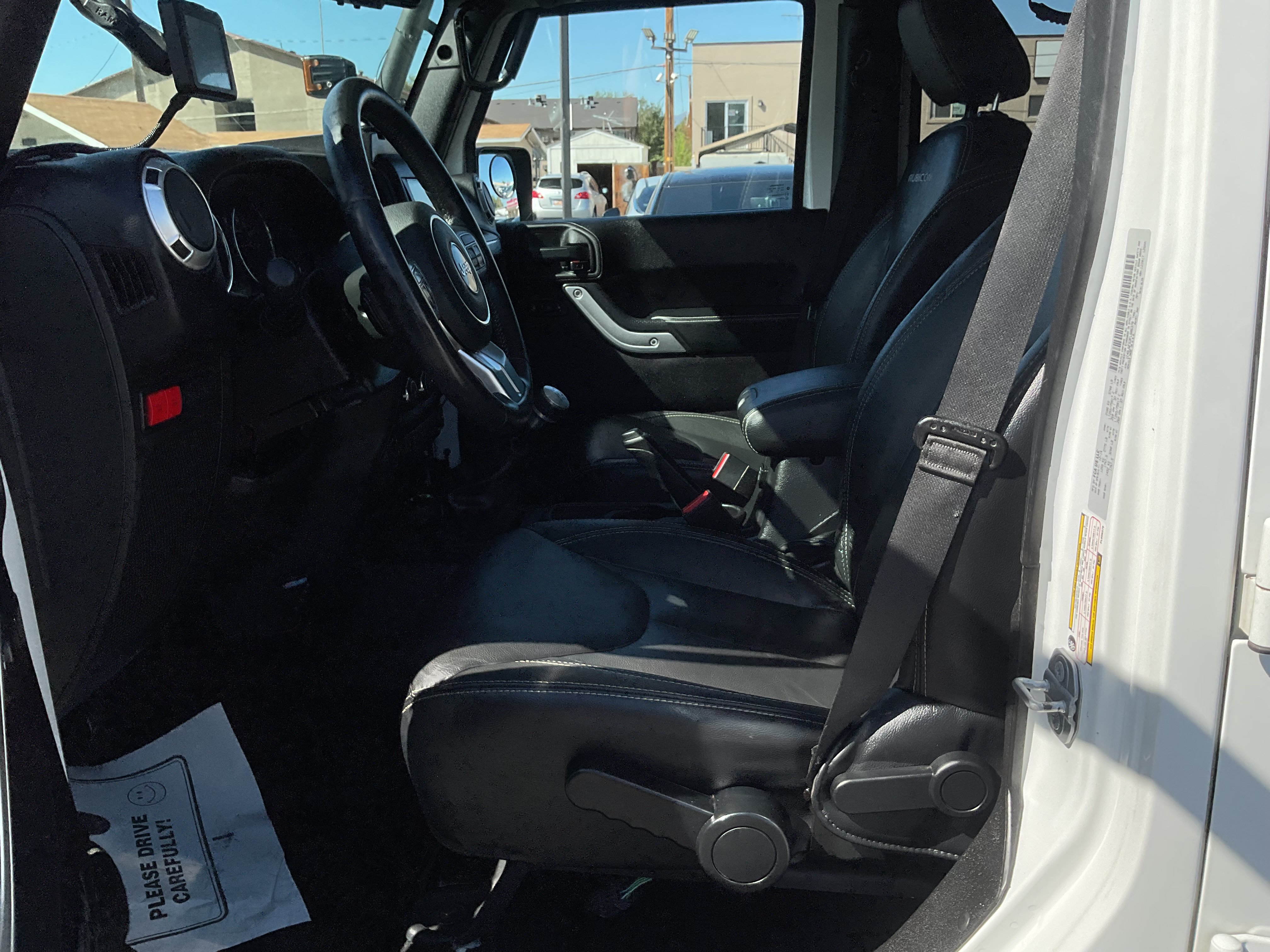 Used 2015 Jeep Wrangler Unlimited Rubicon AWD/4WD image 10