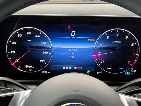 Certified 2026 Mercedes-Benz GLC 300 image 11
