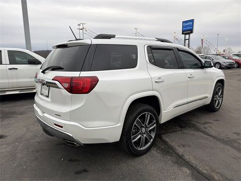 Used 2018 GMC Acadia Denali w/ Technology Package image 3