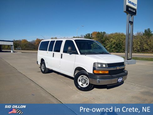 Used 2012 Chevrolet Express 2500 LT w/ LT Preferred Equipment Group image 11
