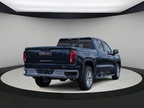 Used 2021 GMC Sierra 1500 SLT w/ SLT Premium Plus Package AWD/4WD image 8