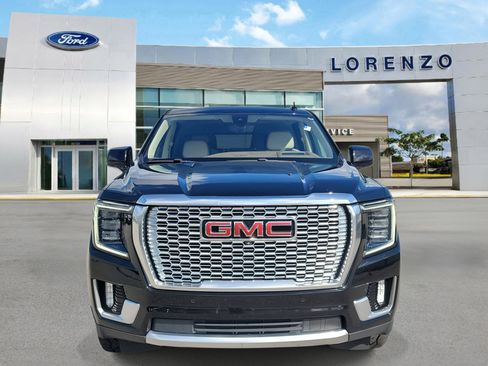 Used 2021 GMC Yukon Denali w/ Denali Premium Package image 2