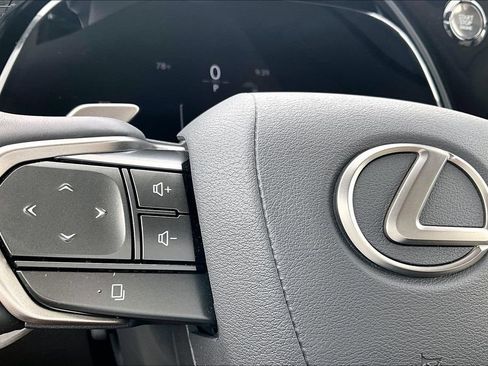 Used 2025 Lexus RX 350 Premium Plus w/ Convenience Package FWD image 23