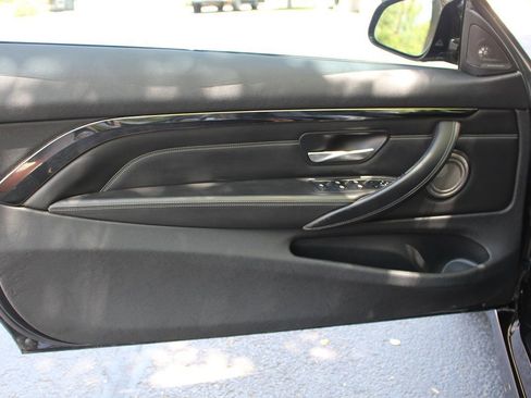 Used 2015 BMW M4 Convertible image 14