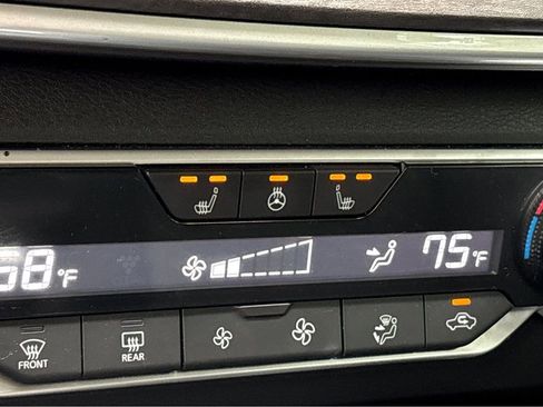 Used 2024 Nissan Altima 2.5 SL FWD image 9